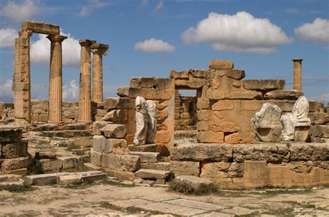 Libya's ancient ruins in Cyrene blighted by theft, shunned by tourists