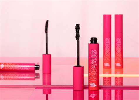 13 Best Natural Mascaras: Clean & Organic Mascaras