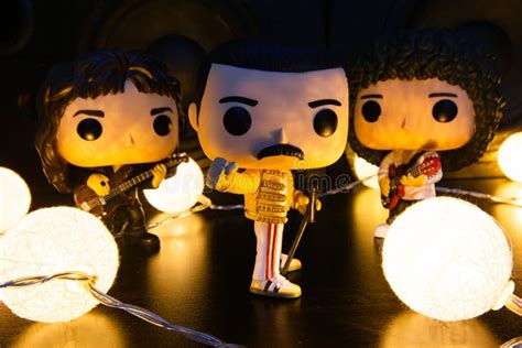 Funko POP Vinyl Figures of Queen Band Editorial Image - Image of brian ...