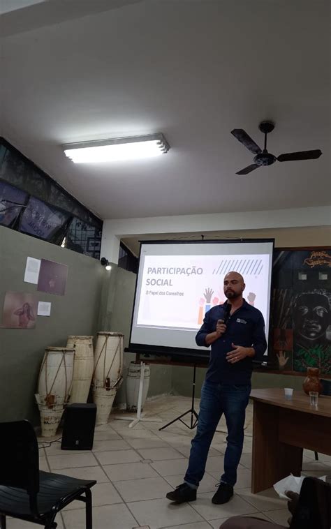 Presidente Da Fundação Cultura Faz Palestra Em Volta Redonda Barra