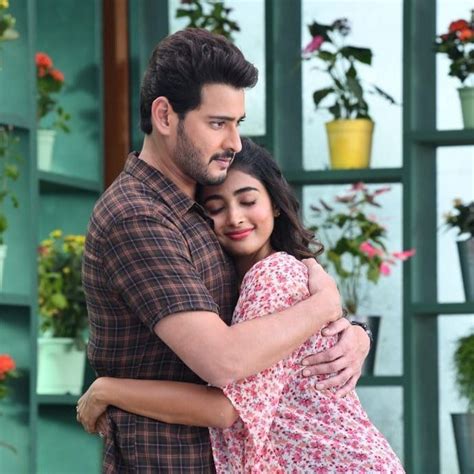 Mahesh Babu And Pooja Hegde Still From Maharshi Social News Xyz