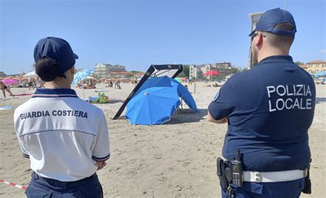 Muore In Spiaggia Turista Tedesco Enne Ravenna Web Tv