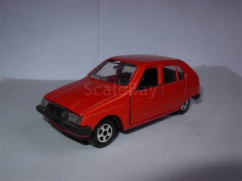 модель 1 40 Citroen Visa Mattel Hot Wheels Italy металл 1 40 1 43 1 43 Аукцион масштабных и