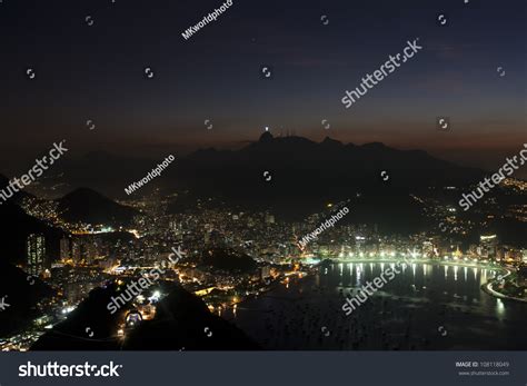 222 Christ Redeemer Statue Rio Night Images, Stock Photos & Vectors ...