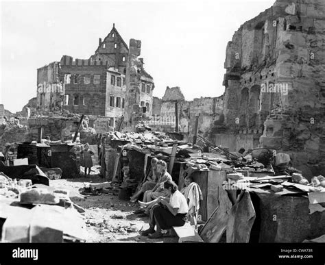 Postwar germany hi-res stock photography and images - Alamy