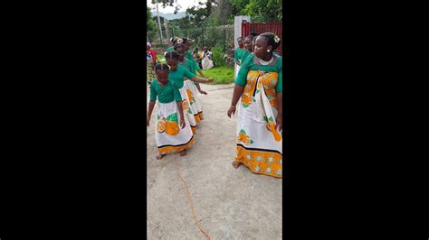 Chorégraphie entrée manzaraka 2 Des jeunes Windza sifa de dembeni