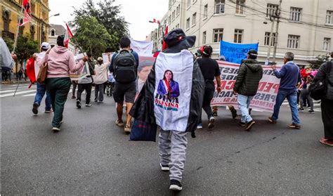 Perú Se Espera Una Nueva Jornada De Protestas En El Aniversario De La