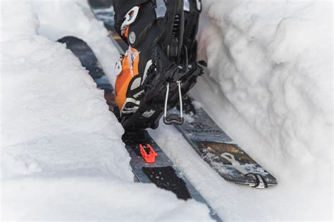 How to Find the Best Alpine Touring Ski Bindings - Uncommon Path – An ...