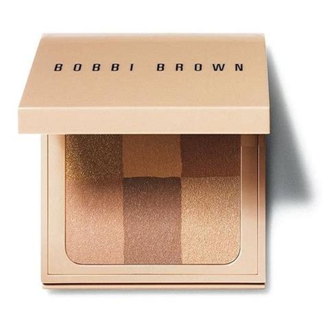 Bobbi Brown Nude Finish Illuminating Powder Buff