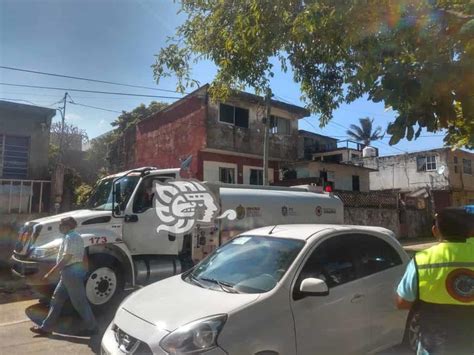 Veladora Provoca Incendio En Domicilio De Coatzacoalcos