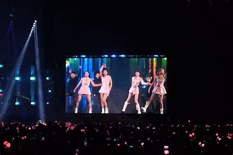 Kondisi Rumput Stadion Gbk Usai Konser Blackpink Memprihatinkan Begini