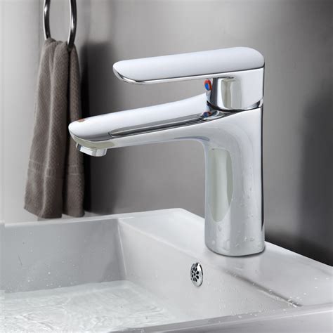 Bathroom Faucet Single Handle Hot Cold Mixer Taps Wash Basin Bathroom Deck Mounted Basin Faucet