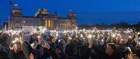 Bundesweite Demos Gegen Afd Mehr Als Menschen Gingen Am