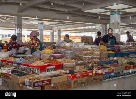 Siyob Bazaar Aka Siab Bazaar Samarkand Uzbekistan Stock Photo Alamy