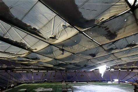 Video of the Metrodome roof collapse - West Central Tribune | News ...