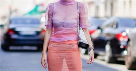 T Na Moda Veja Fotos De Como Usar A Lingerie Mostra No Look Do Dia Purepeople