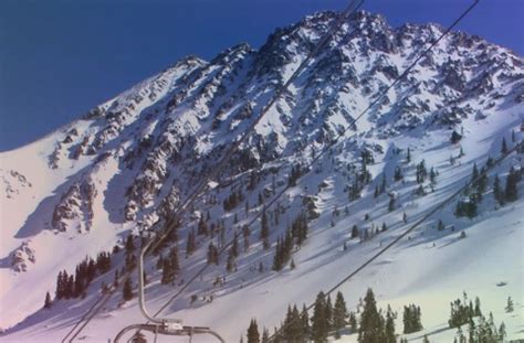 GORGEOUS day in Arapahoe Basin, Colorado! : r/skiing