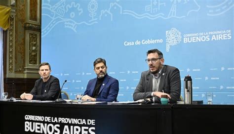 El Gobierno bonaerense anunció medidas para impulsar el consumo