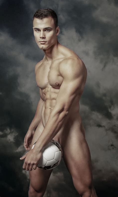 NAKED SPORTS By Enrique Toribio