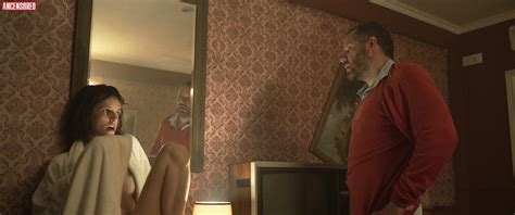 Naked Lihi Kornowski In Losing Alice