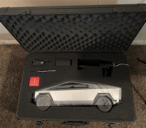 New Tesla Cybertruck R C Hot Wheels By Mattel Limited Edition Gxg