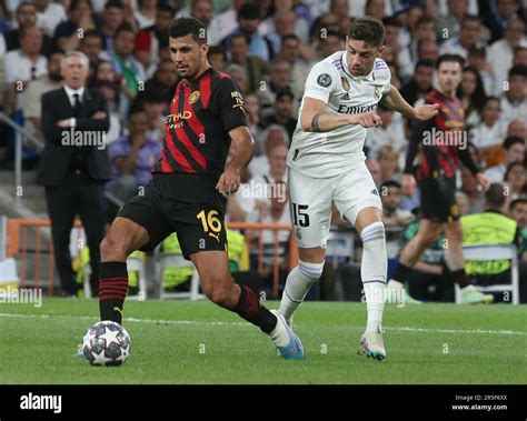 Rodroof Manchester City Et Federico Valverde Du Real Madrid Pendant La