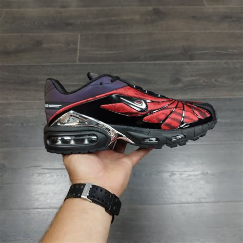 Красные мужские и подростковые кроссовки Найк | Skepta X Nike Air Max ...