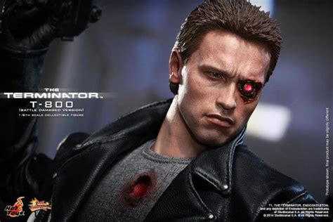 Hot Toys Battle Damaged T 800 Terminator Sixth Scale Figure 002 T 800 Terminator Sideshow