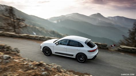 Porsche Macan T 2023MY Color Pure White Side