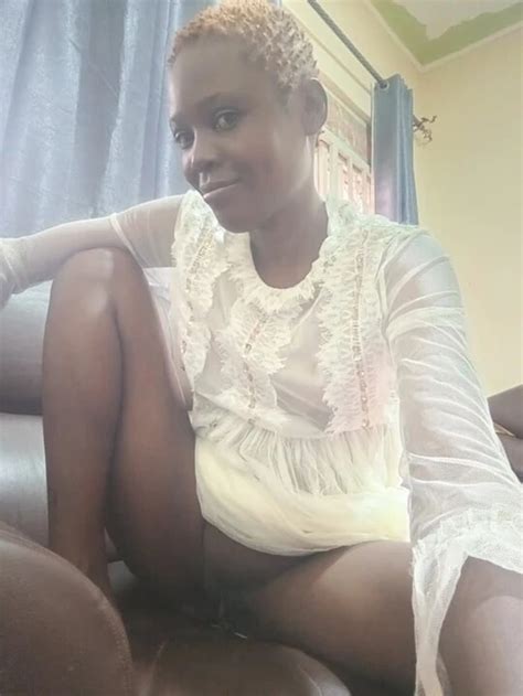 Cuming With Dildo While Sitted On Sofa In The Living Room Fingering Fingering Porn Xhamster