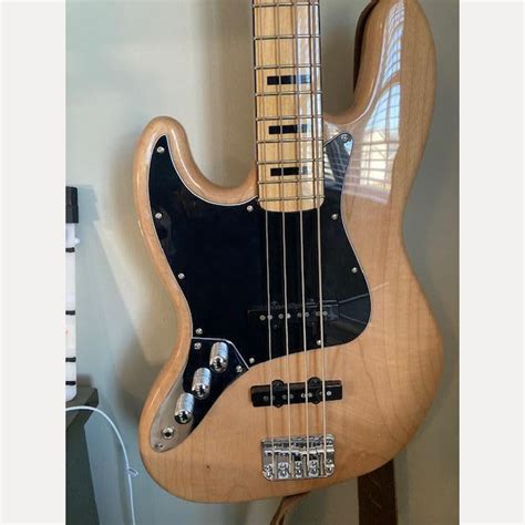 squier left handed classic sweetwaters gear exchange