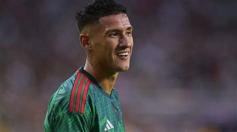 Selección Mexicana Uriel Antuna no se achica y destaca la competencia