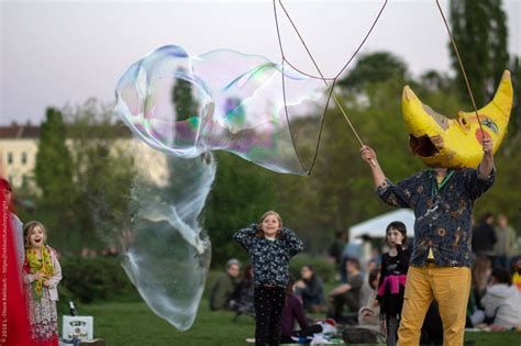 Friedvolle Walpurgisnacht 30 04 Im Mauerpark