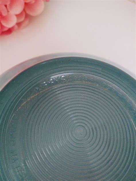 Pyrex Light Blue Mixing Bowl Glass See Thru Bottom Clear 322 322 Smooth