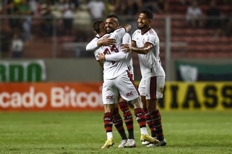 An Lise Flamengo Do Brasileiro Domina E Exibe Trunfos Em Ascens O