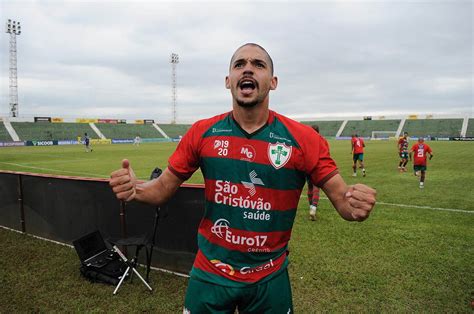 Pedro Torres comemora gol e mira classificação na Copinha