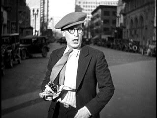 Harold Lloyd biography, birth date, birth place and pictures