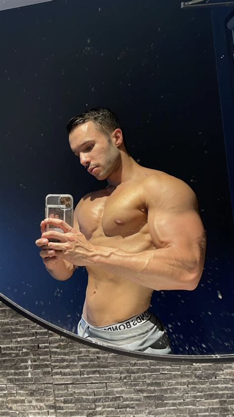 Aussie Men Exhibit Free Of On Twitter Rt Aussiemusclexxx Head