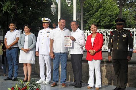 Vallartenses Disfrutan Del Tradicional Desfile Revolucionario