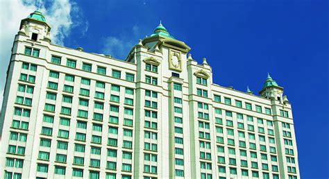 Waterfront Cebu City Hotel & Casino celebrates 20 years • langyaw