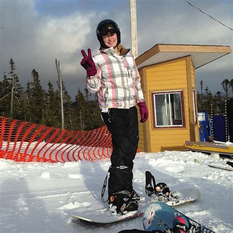 The House Snowboard Canada Jeanelle Gerber