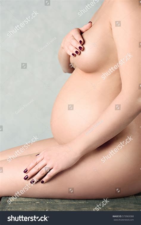 Closeup Beautiful Pregnant Nude Lady Elegant Stock Photo 573969388 Shutterstock