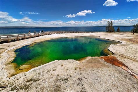 Yellowstone Hot Springs - Explore Yellowstone National Park