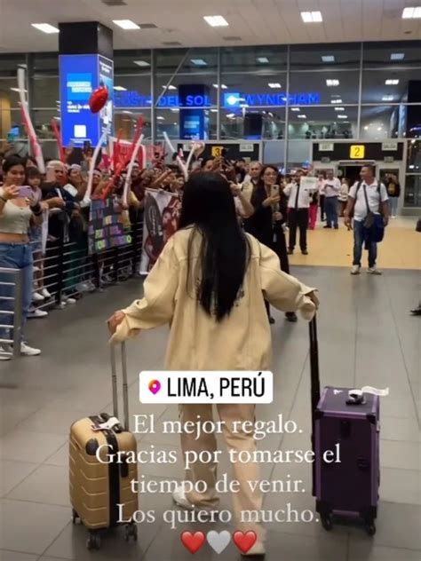 Lita Pezo Tuvo Multitudinario Recibimiento En El Aeropuerto Jorge