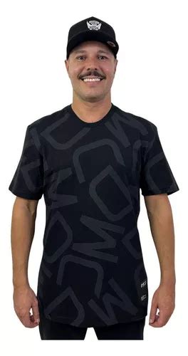 Camiseta Especial Mcd Logomania 2 0 Original Exclusiva