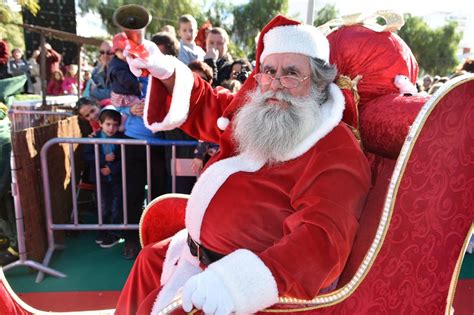 Rua De Natal Volta A Encher Quarteira De Cor E Alegria Postal Do Algarve