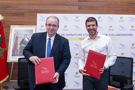 Signature d un accord de coopération entre Al Barid Bank et l UM6P