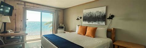 Lake Superior Accommodations-Lutsen Tofte MN Lodge | Cliff Dweller on Lake Superior