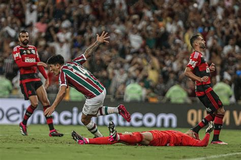 An Lise Chocolate Do Fluminense Sobre O Flamengo Coroa O Novo Melhor