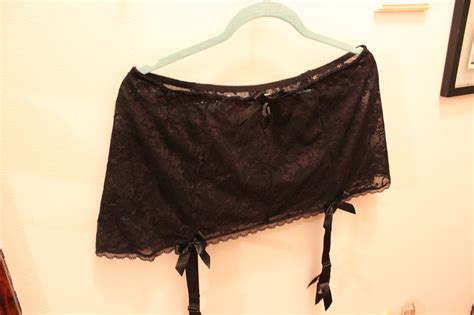 Plussize Lingerie Shopping Guide Hips And Curves